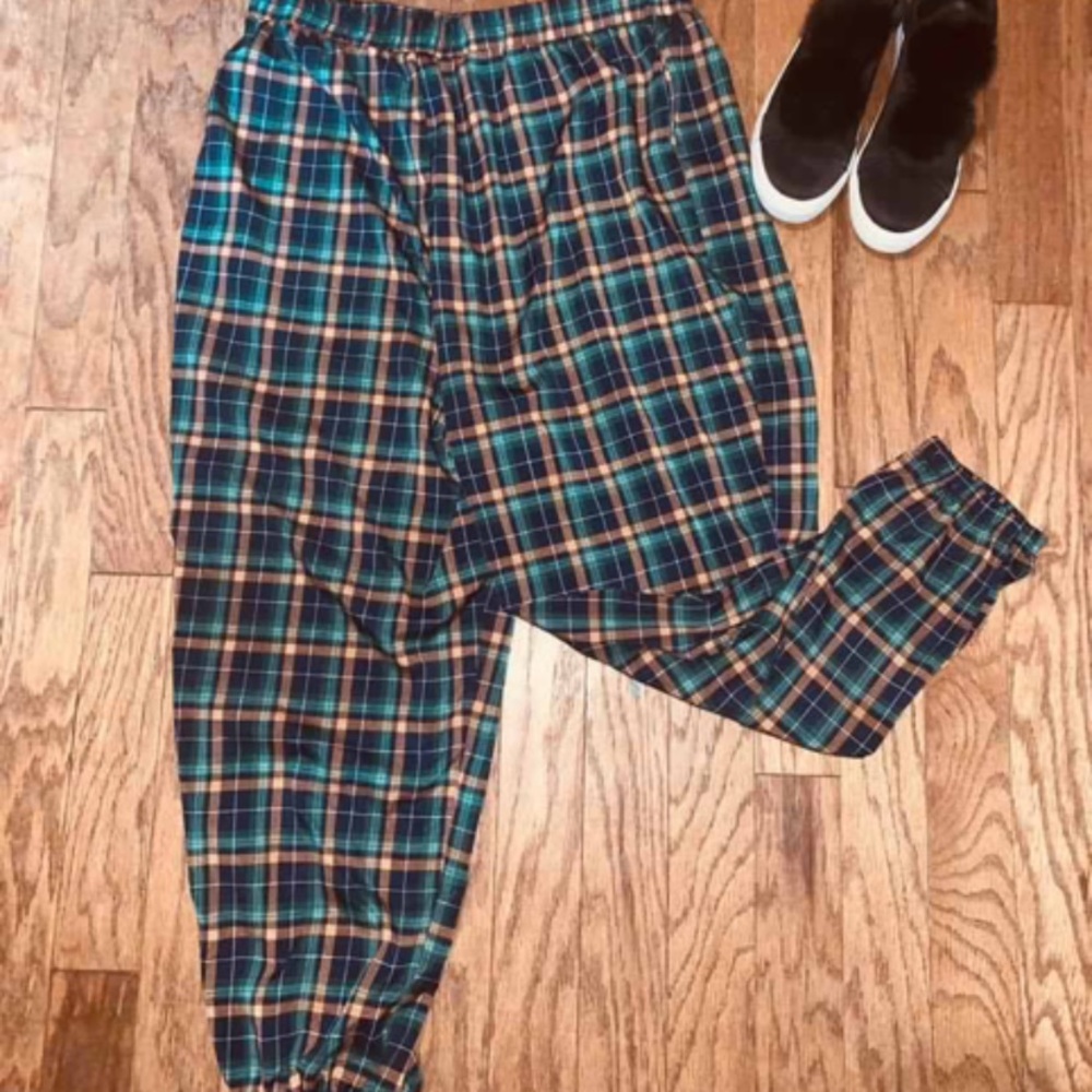 Parachute pants